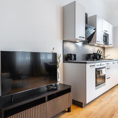 Trendy Apt With - Smart Tv, Coffee Machine In Meidling Vienna Luaran gambar