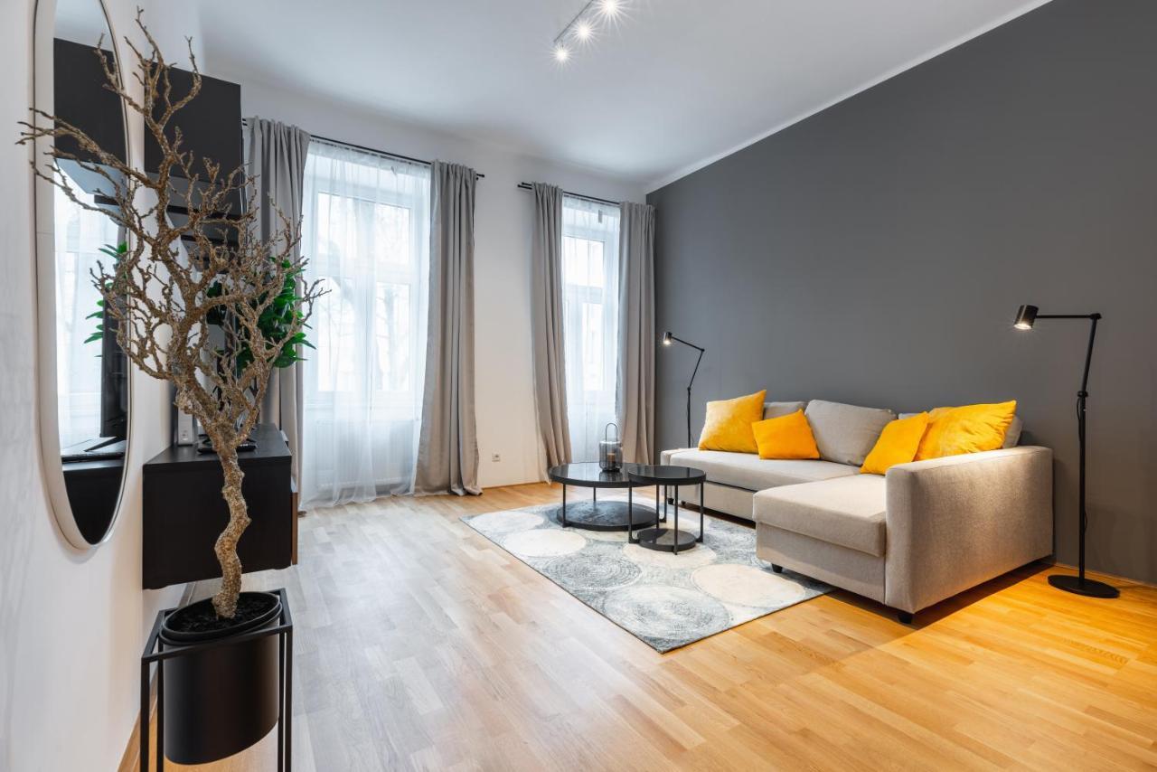 Trendy Apt With - Smart Tv, Coffee Machine In Meidling Vienna Luaran gambar