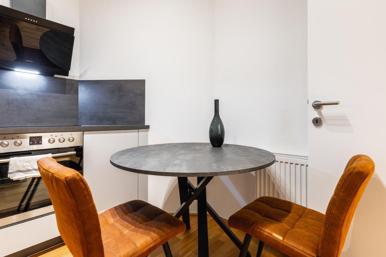 Trendy Apt With - Smart Tv, Coffee Machine In Meidling Vienna Luaran gambar