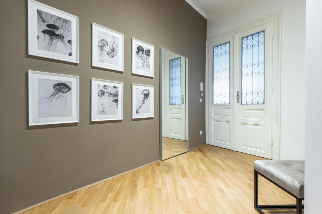 Trendy Apt With - Smart Tv, Coffee Machine In Meidling Vienna Luaran gambar